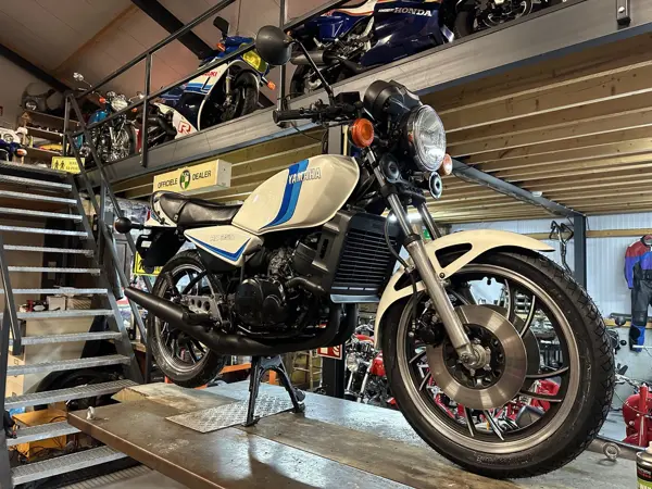 Yamaha RD350 LC