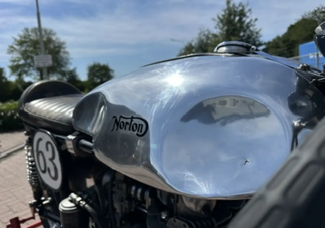 CA104D14-025B-4FF7-96CF-EA40A684F2D9_4_5005_c.jpeg