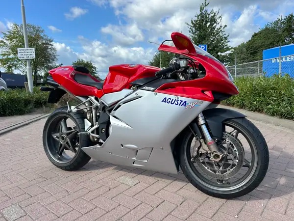 MV Agusta F4 750 2001