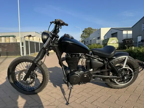 Suzuki LS650