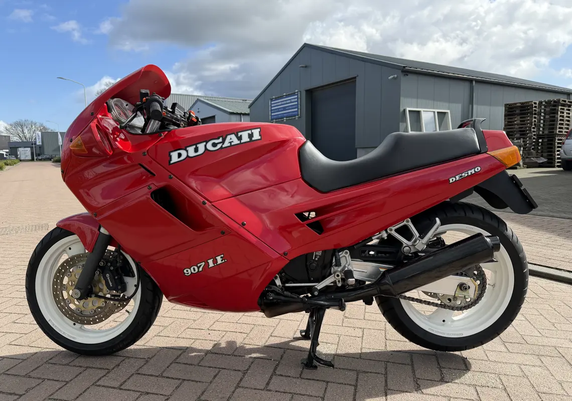 758D4070-100E-4BCF-836D-AFF5B76BCE5D.jpeg (1)