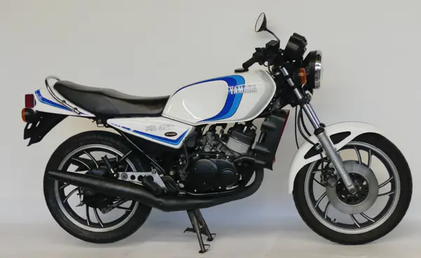 Yamaha RD350 LC