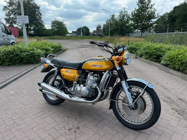 Suzuki GT750
