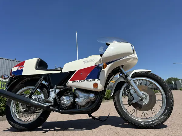 Norton John Player Special