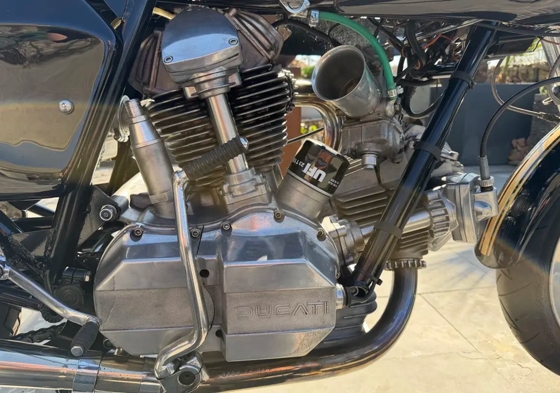 1DFCB0E3-6FFC-4F04-8E0E-F99F013A2E62_1_105_c.jpeg (1)