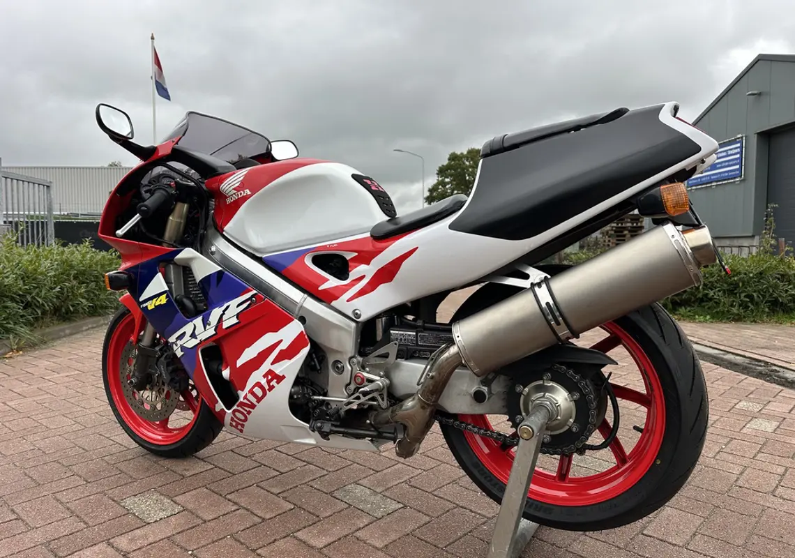 44BAE600-E280-4C27-BE98-B154C6049436_1_105_c.jpeg