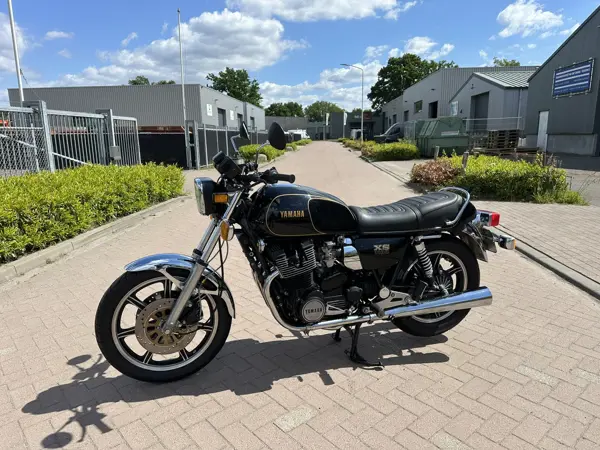 Yamaha XS1100